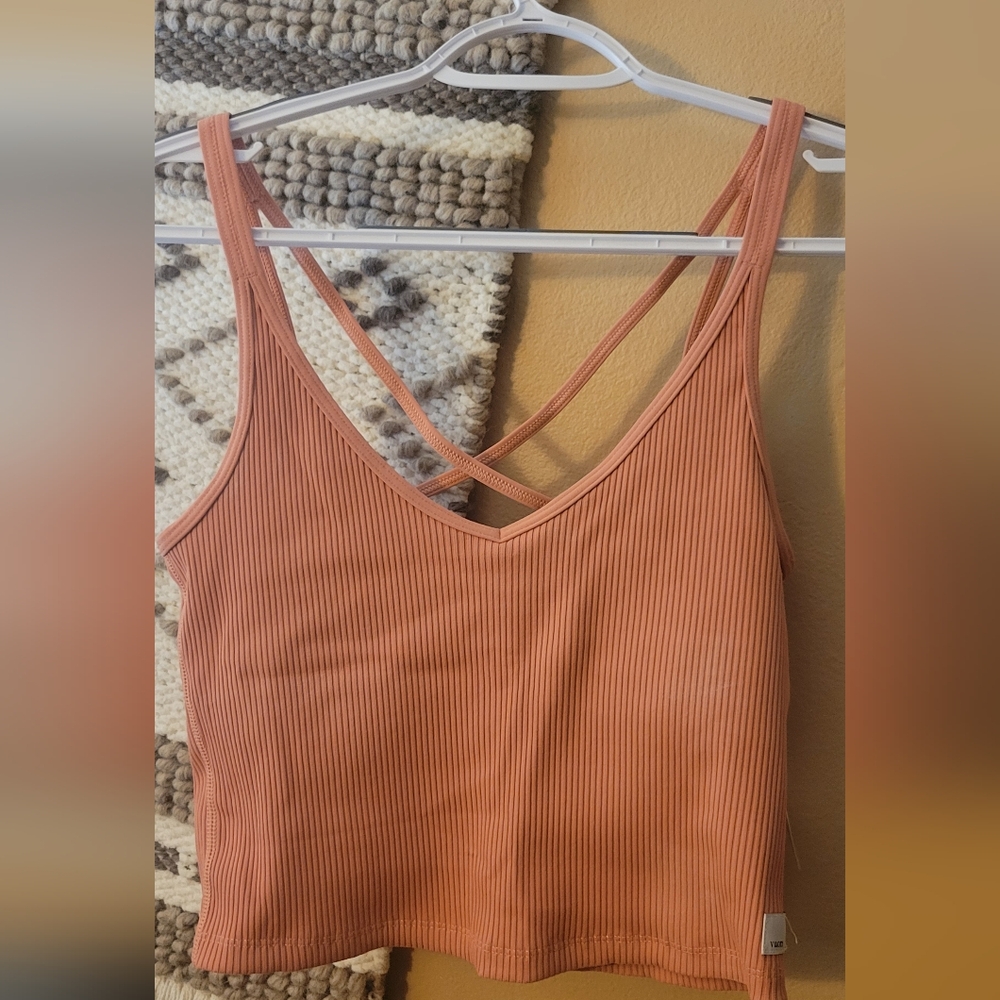 NWT. Vuori Tank Size Medium
